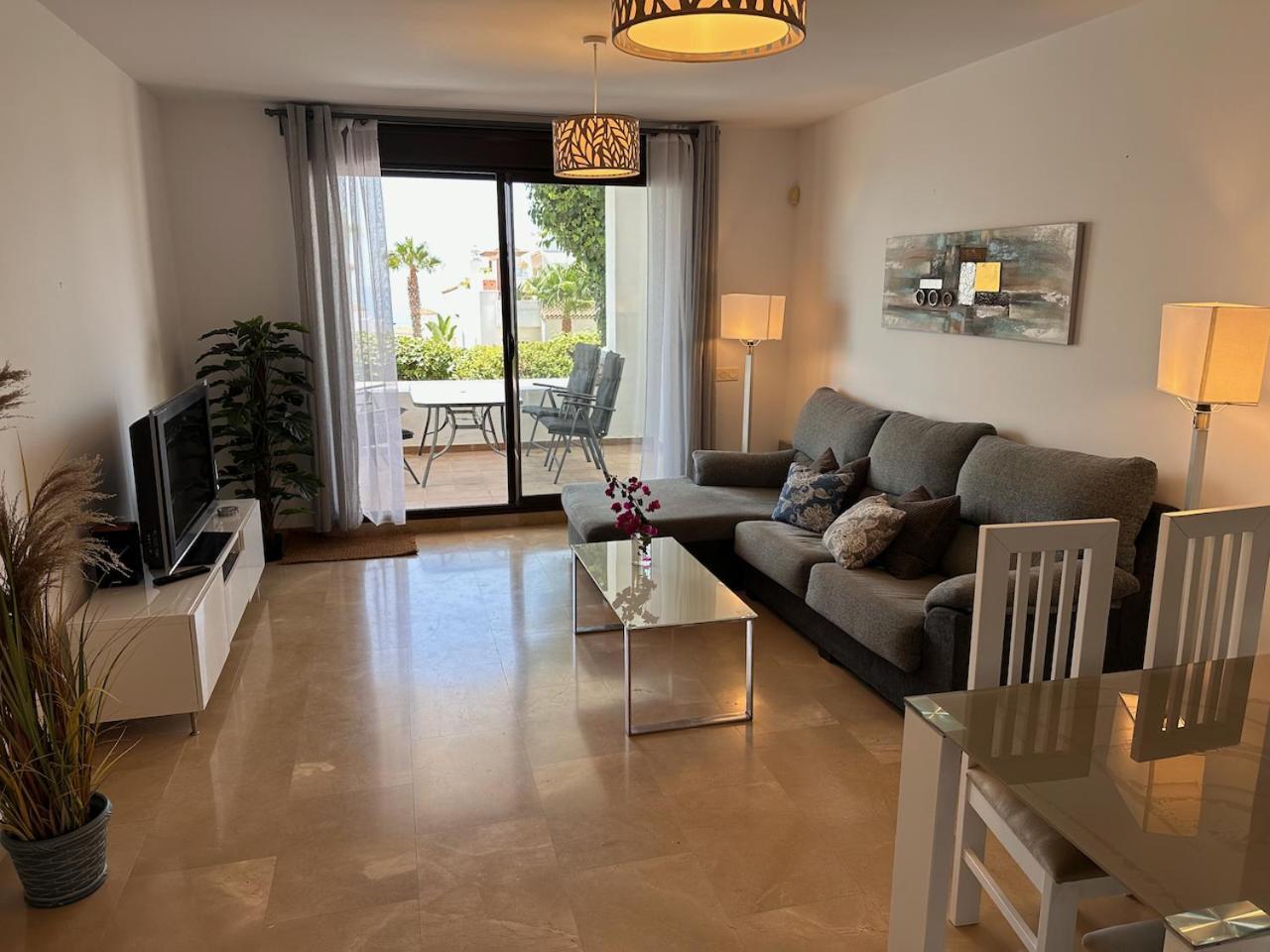Quiet Family Apartment, 4 Pools, Close To The Beach And Golf, La Marina Alcaidesa 9 02 Exterior foto